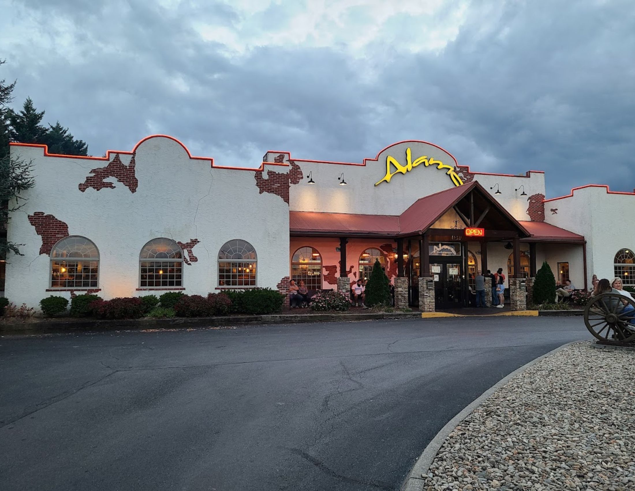 Alamo Steakhouse in Pigeon Forge