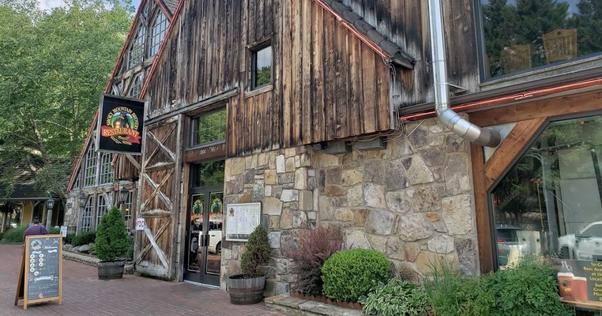 The Top 3 Spots for Craft Beer and Cider in Gatlinburg