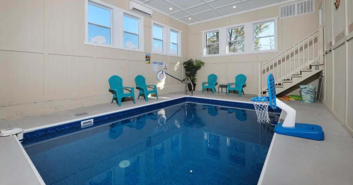 How to Stay Cozy: The Best Cabin Features for Winter Stays