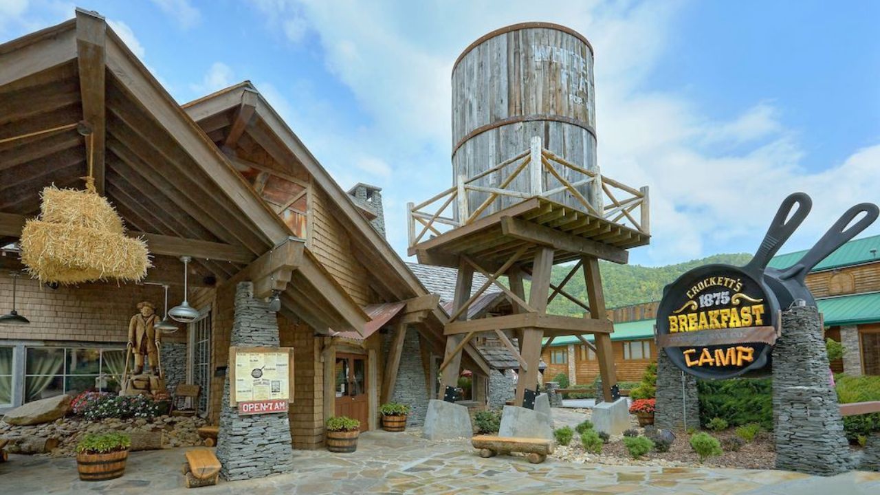Start Your Day at One of These 3 Gatlinburg Breakfast Spots