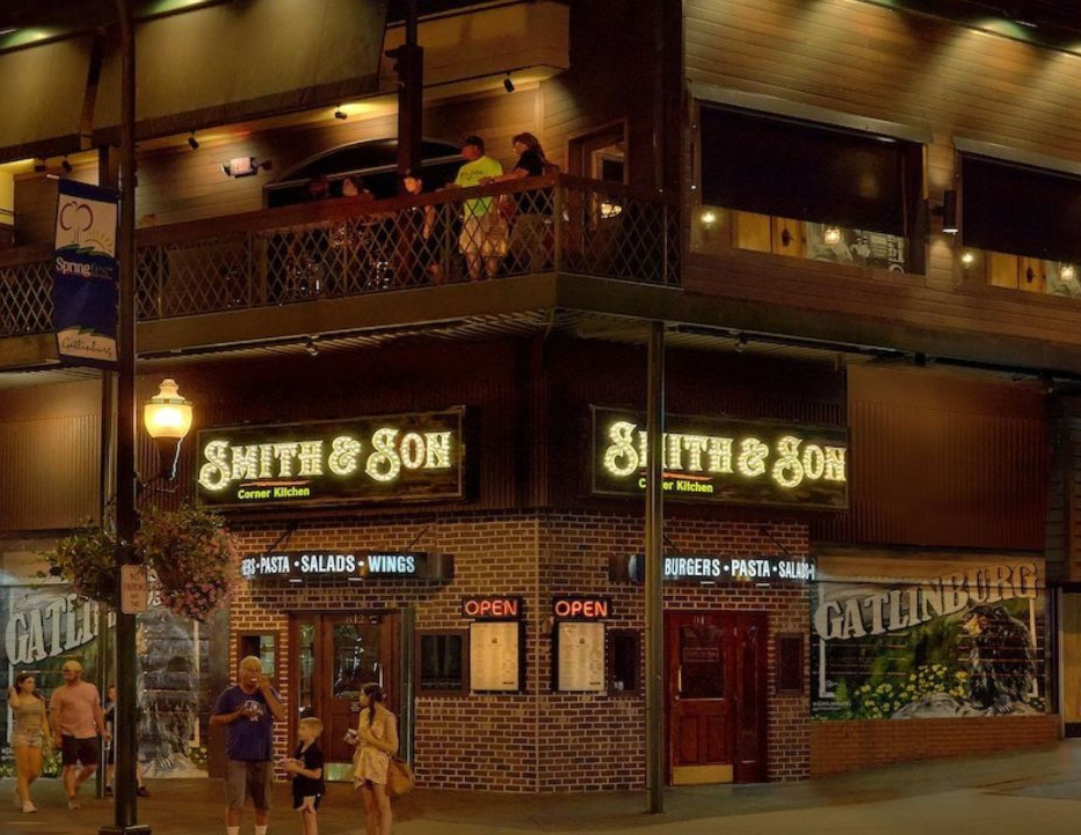 Smith and Son Corner Kitchen