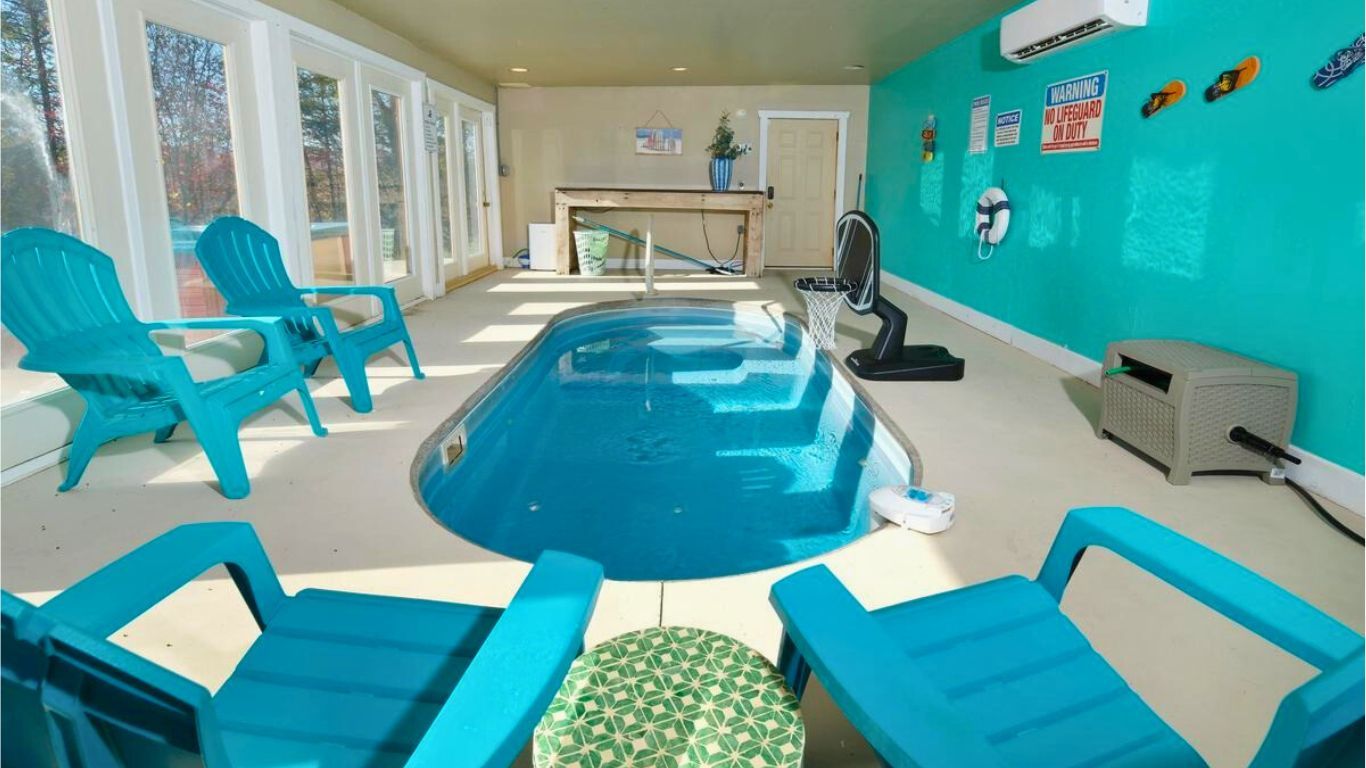 6 Benefits of Staying in Pigeon Forge Cabins with Indoor Pools for Your Winter Vacation