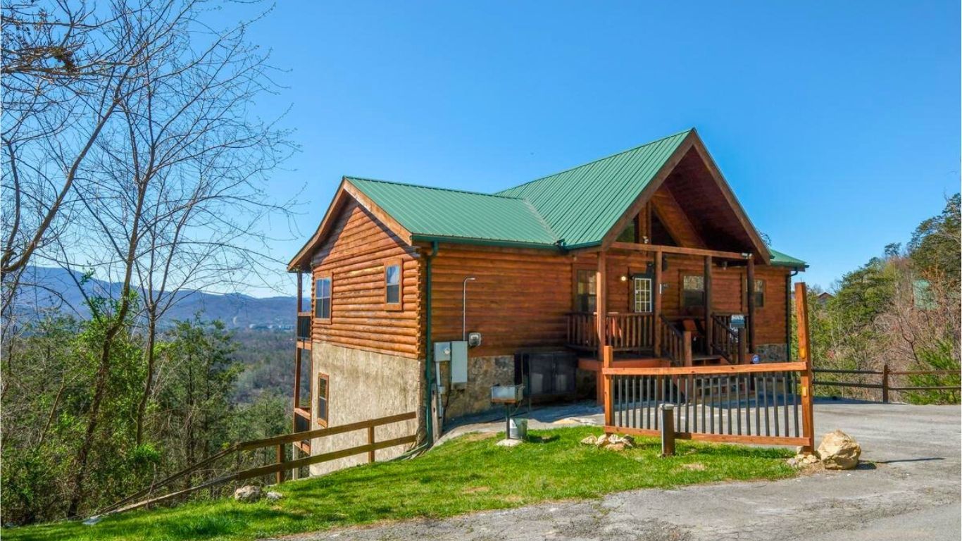 5 Incredible Places to Stay in Pigeon Forge TN
