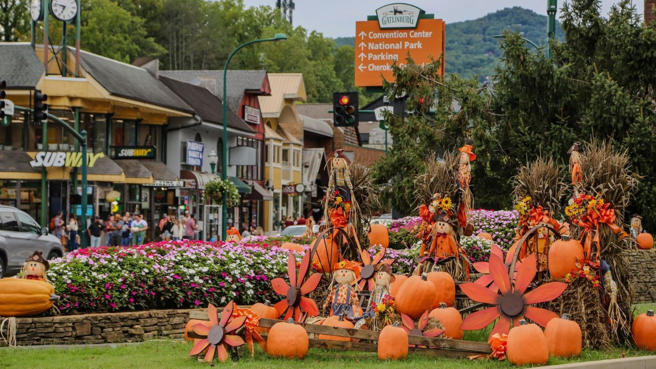 Weekend Itineraries: What to Do in Pigeon Forge and Gatlinburg This October