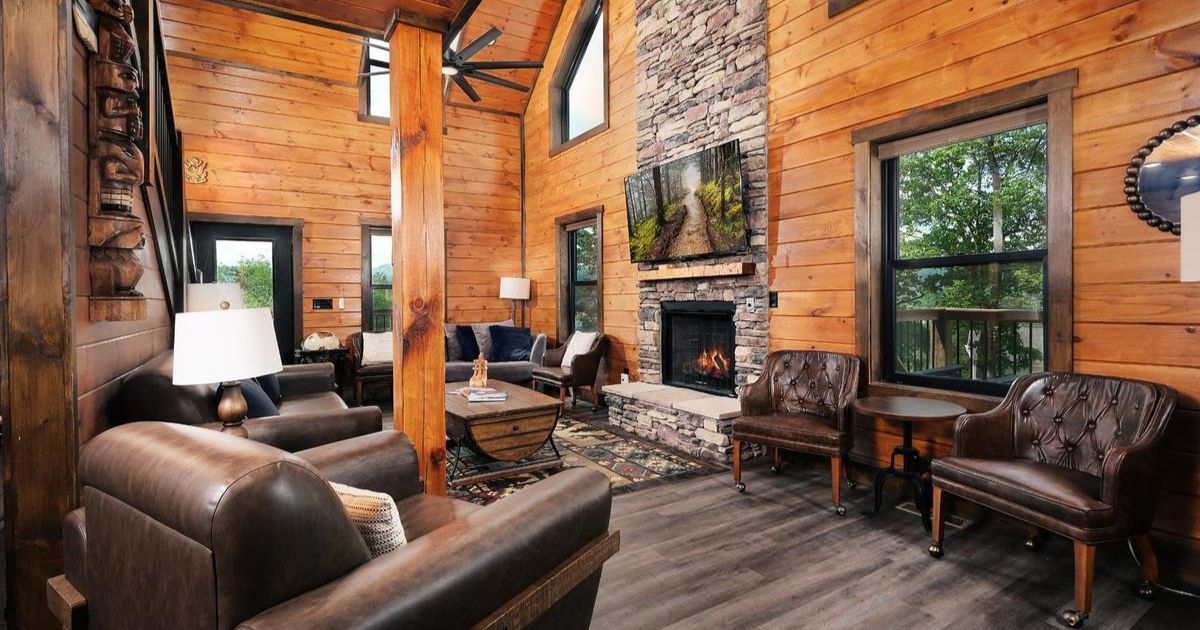 Top Tips for Booking a Luxury Cabin in Gatlinburg on a Budget